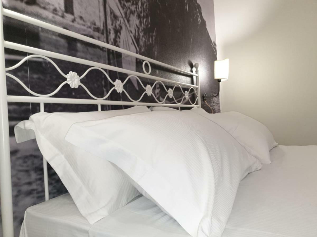 Porta Marina Guest Rooms Scalea Exterior photo